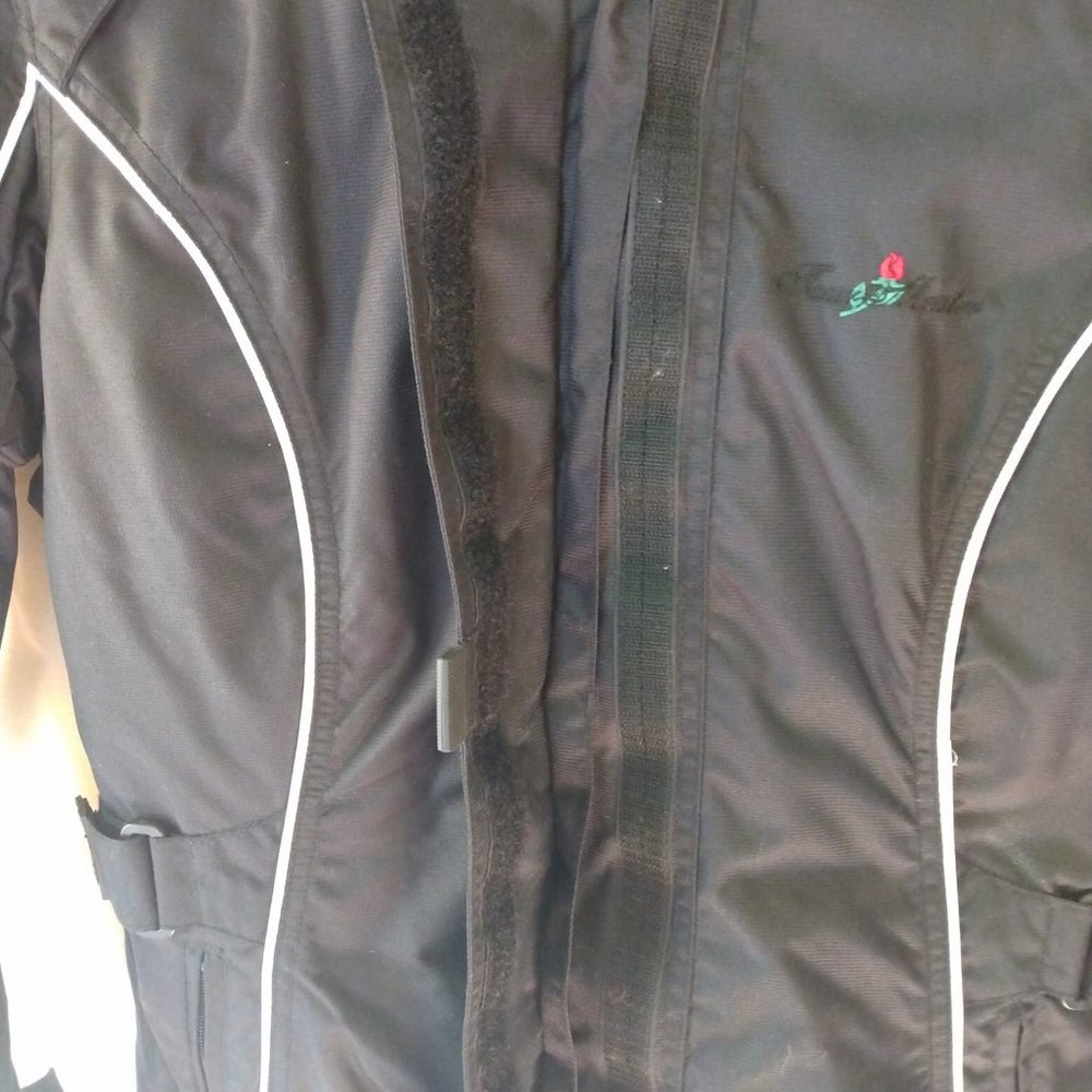 Size Small (8-10) Women's Tour Master Trinity Riding Jacket - Picture 5 of 10